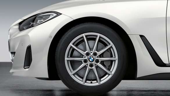 Jantes BMW 18" en fonte à doubles rayons 853 Gunmetal Grey BMW i4 M50 G26 2021 Jantes BMW 18" en fonte à doubles rayons 853 Gunmetal Grey BMW i4 M50 G26 2021