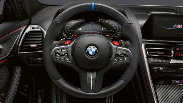 Volant M Performance Pro M Performance Parts la nouvelle BMW M8 Cabrio F91 restylage LCI 2022 Volant M Performance Pro M Performance Parts la nouvelle BMW M8 Cabrio F91 restylage LCI 2022