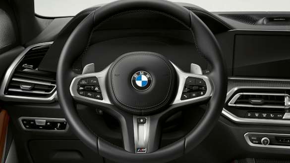 BMW X5 M50i et M50d avec Integral Active Steering BMW X5 M50i et M50d avec Integral Active Steering, G05, poste de conduite