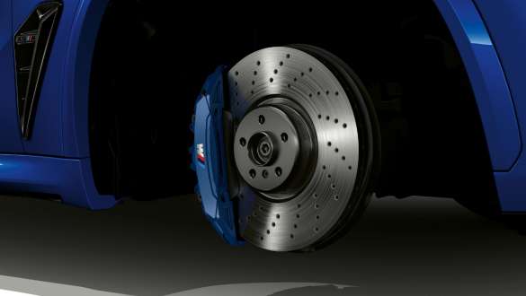 Freins M composites de la BMW X5 M Competition Freins M composites de la BMW X5 M Competition F95, vue en gros plan
