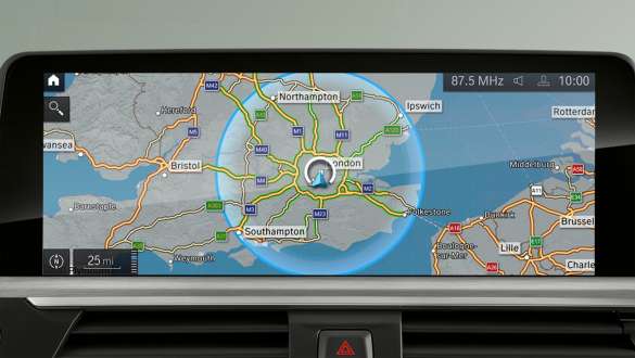 BMW hybride rechargeable X1 xDrive25e F48 LCI système de navigation BMW hybride rechargeable X1 xDrive25e F48 LCI système de navigation vue en gros plan