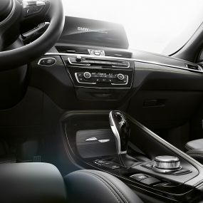Console centrale de la BMW X2 F39 BMW X2 2018 F39 intérieur, console centrale
