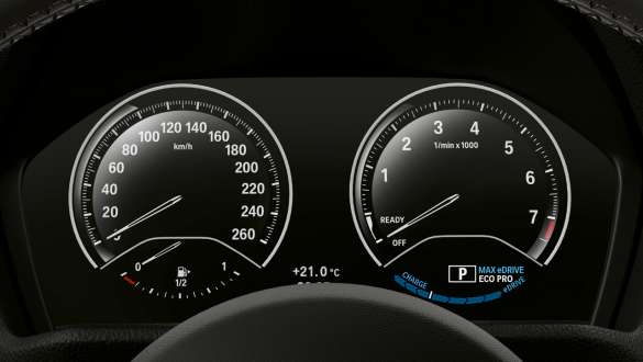 Tableau de bord BMW X2 xDrive25e Plug-in Hybrid habitacle BMW X2 xDrive25e F39 2020 Plug-in Hybrid habitacle tableau de bord