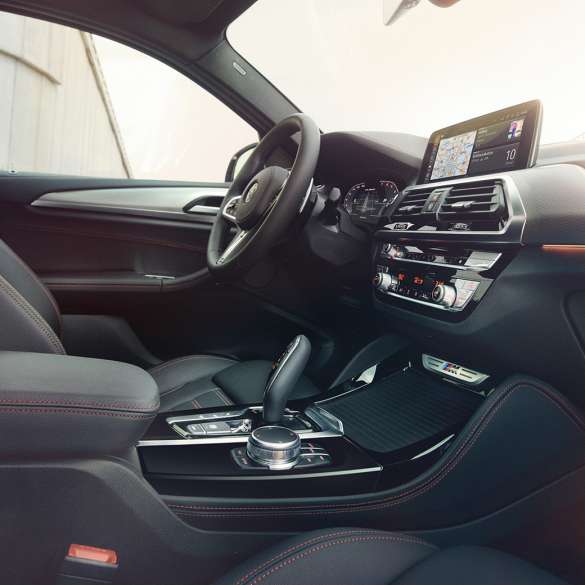 Intérieur de la BMW X4 Intérieur de la BMW X4 G02 2018