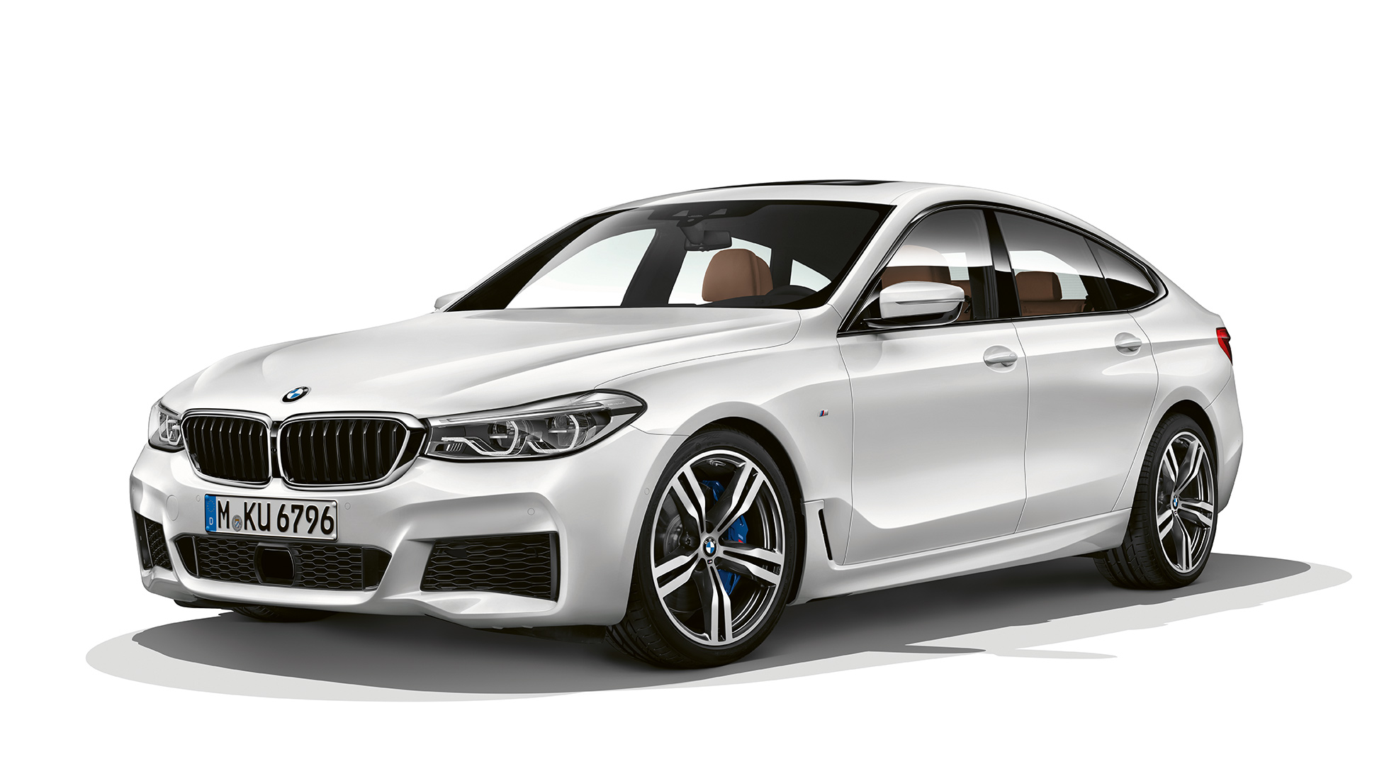 BMW Série 6 Gran Turismo G32 Kit M Sport vue de trois quarts avant BMW Série 6 Gran Turismo G32 2017 Kit M Sport Mineralweiß metallic vue de trois quarts avant