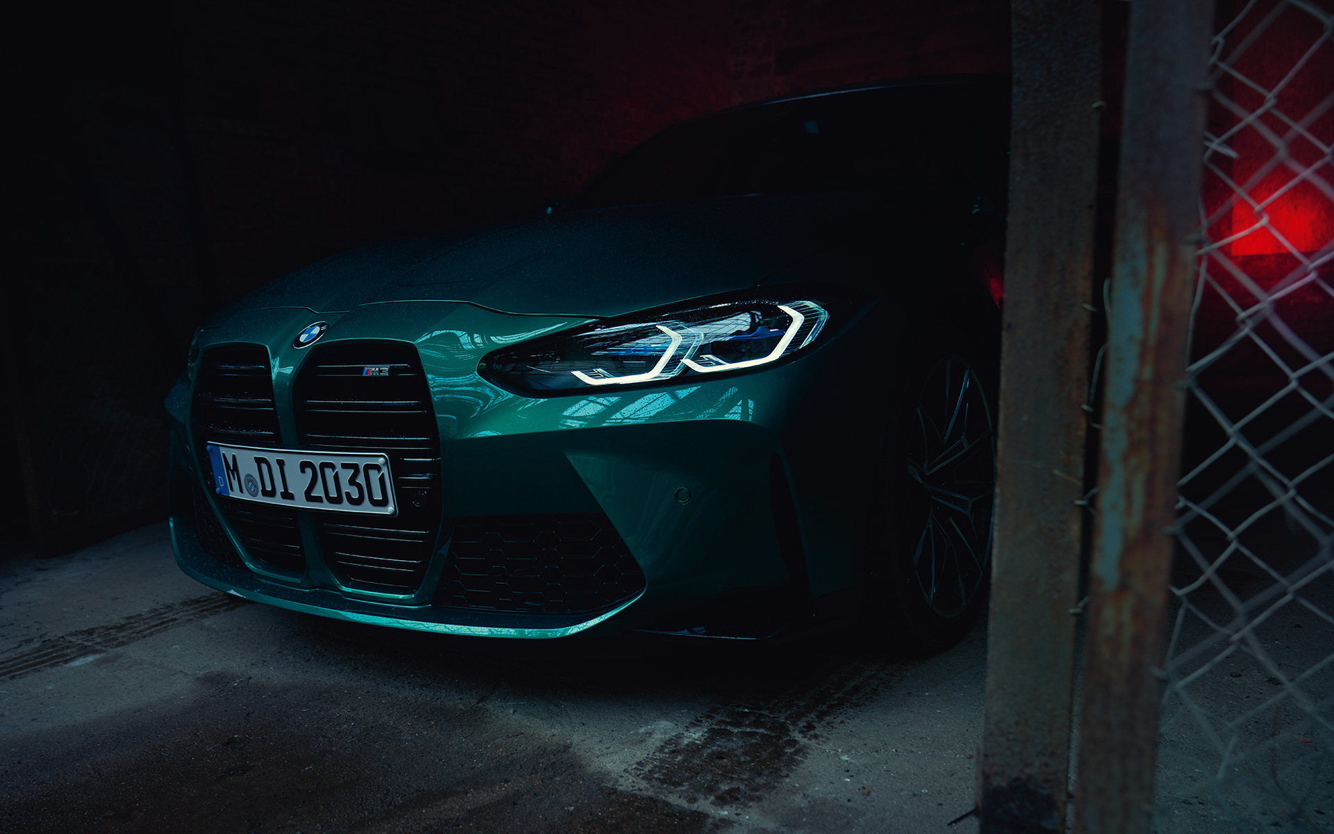 BMW M3 G80 2020 Isle of Man Green métallisé, avant de profil