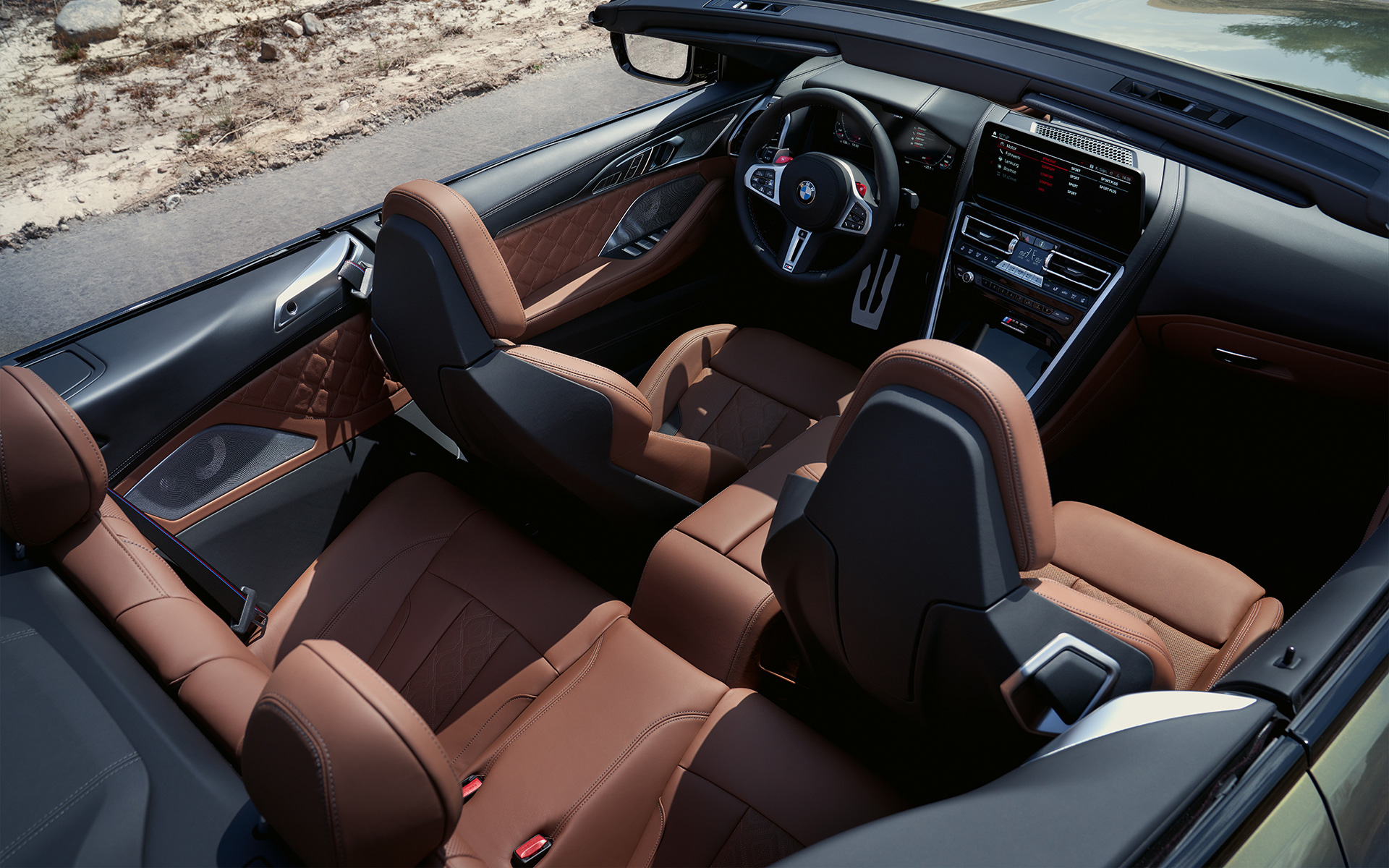 Sièges M sport la nouvelle BMW M8 Competition Cabrio F91 LCI 2022 La nouvelle BMW M8 Competition Cabrio F91 LCI restylage 2022 Intérieur sièges M sport