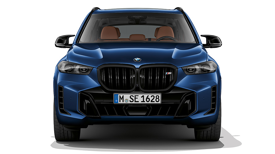 BMW X5 M60i xDrive G05 MP avant vue en gros plan