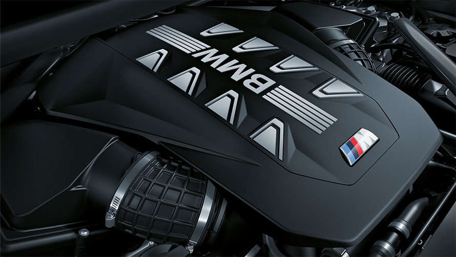 BMW X6 M60i xDrive G06 MP Moteur, vue en gros plan