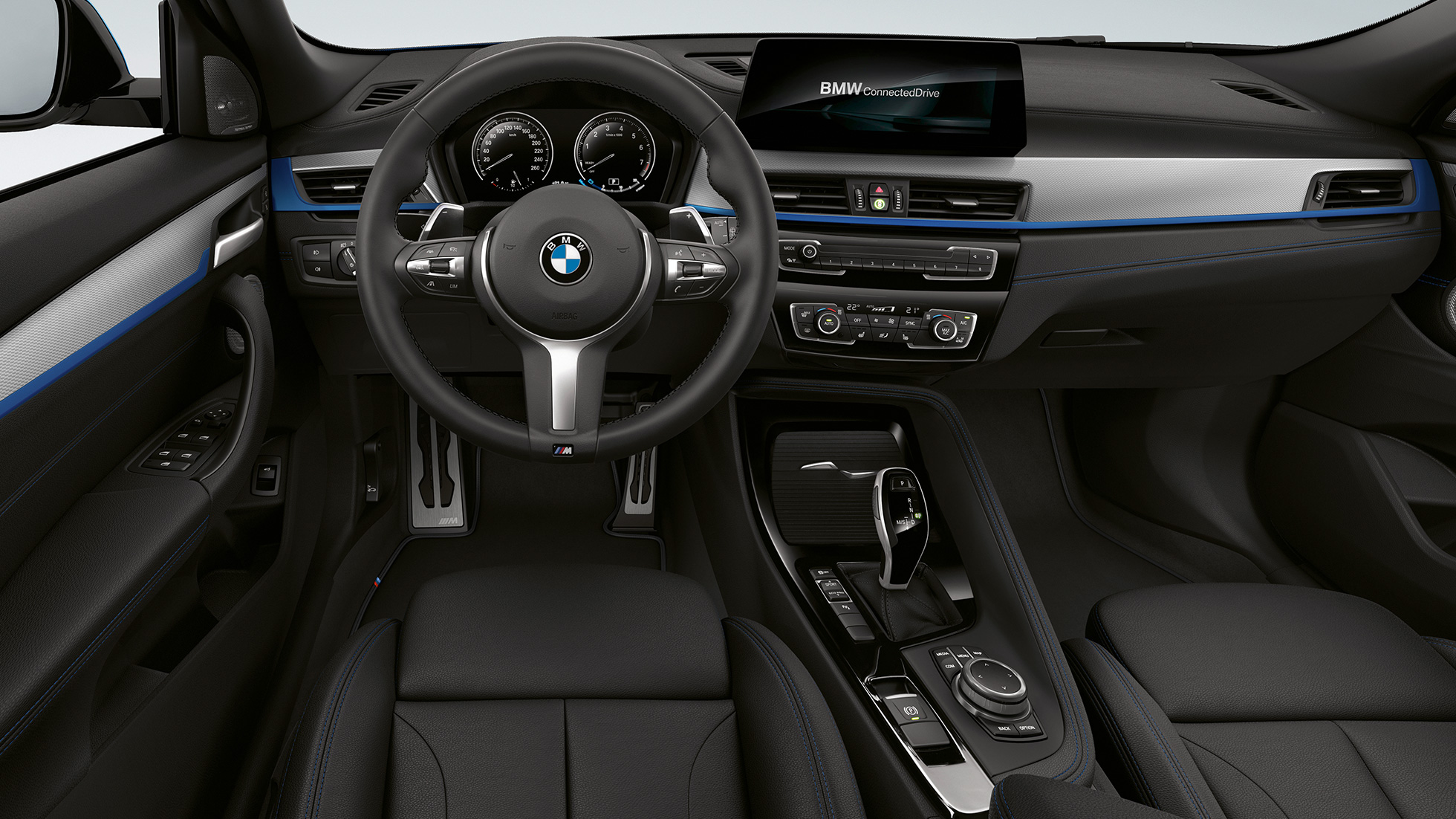 Poste de conduite de la BMW X2 sDrive20i Modèle M Sport BMW X2 sDrive20i, Modèle M Sport 2018 F39, intérieur, poste de conduite