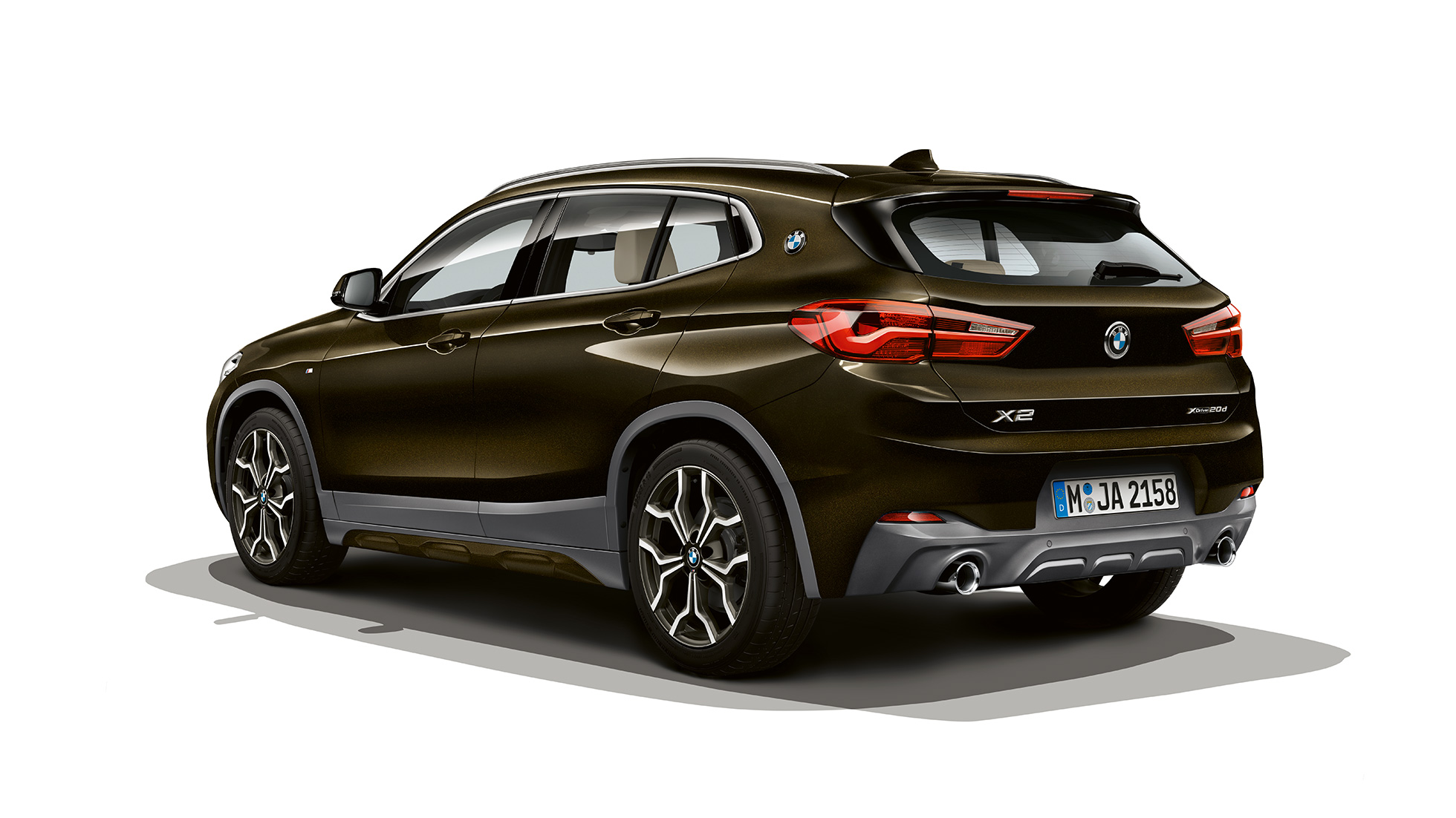 BMW X2 sDrive20i Modèle M Sport X vue de trois quarts arrière BMW X2 sDrive20i Modèle M Sport X 2018 F39 Sparkling Storm Brillanteffekt vue de trois quarts arrière