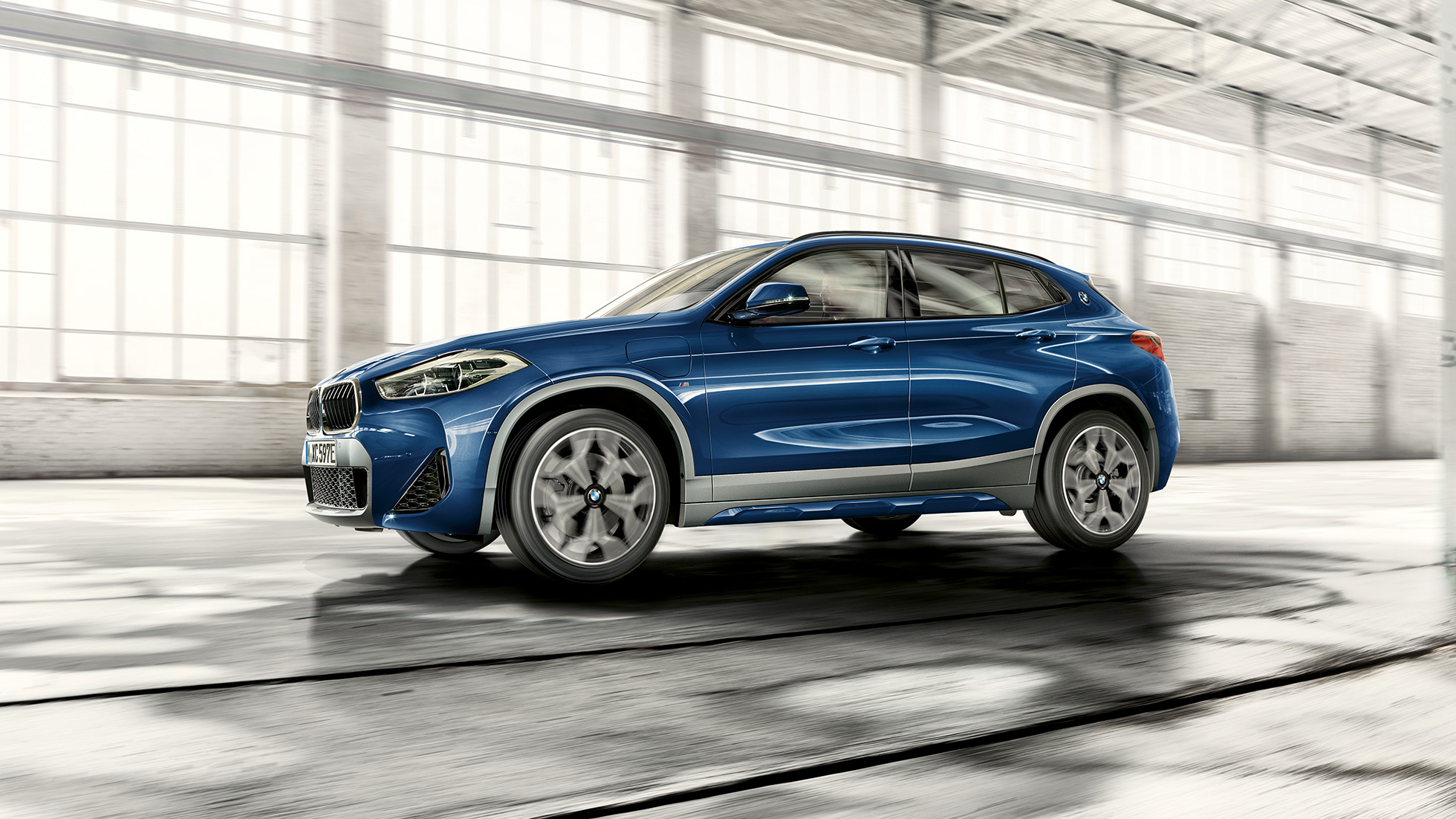 Vue avant BMW X2 xDrive25e Plug-in Hybrid F39 BMW X2 xDrive25e Plug-in Hybrid 2020 F39 Vue avant