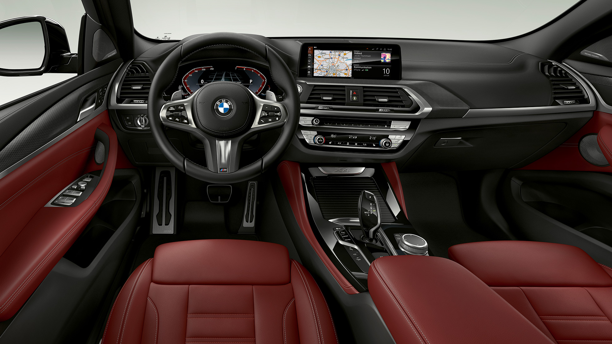 Poste de conduite de la BMW X4 xDrive30i Modèle M Sport X Poste de conduite xDrive30i de la BMW X4 Modèle M Sport X G02 2018 habitacle