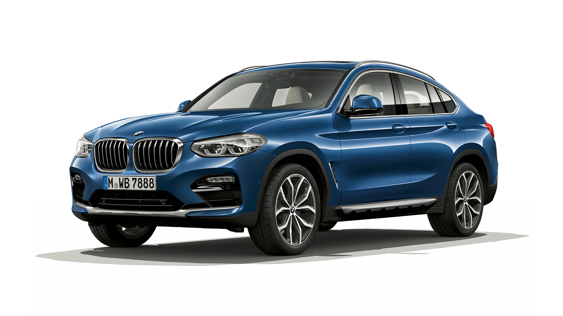 BMW X4 Modèle xLine vue de trois quarts avant BMW X4 xDrive20d, Modèle xLine G02 2018 en Phytonicblau, vue de trois quarts avant