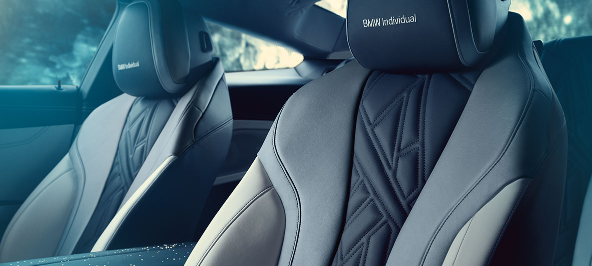 BMW Individual M850i NIGHT SKY, sièges sport BMW Individual Vue en gros plan des sièges sport BMW Individual de la BMW Individual M850i NIGHT SKY