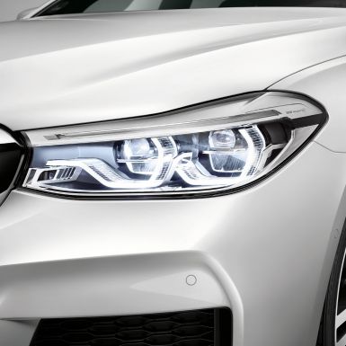 BMW Série 6 Gran Turismo G32 vidéo du toit ouvrant panoramique BMW Série 6 Gran Turismo G32 2017 Mineralweiß metallic vidéo du toit ouvrant panoramique