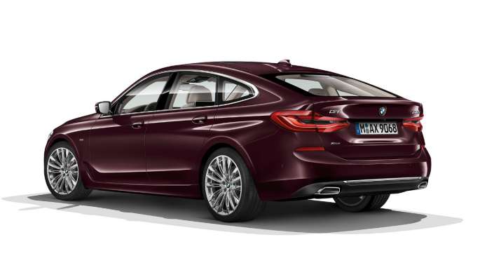 BMW Série 6 Gran Turismo G32 2017 Luxury Line Royal Burgundy Red vue de trois quarts arrière