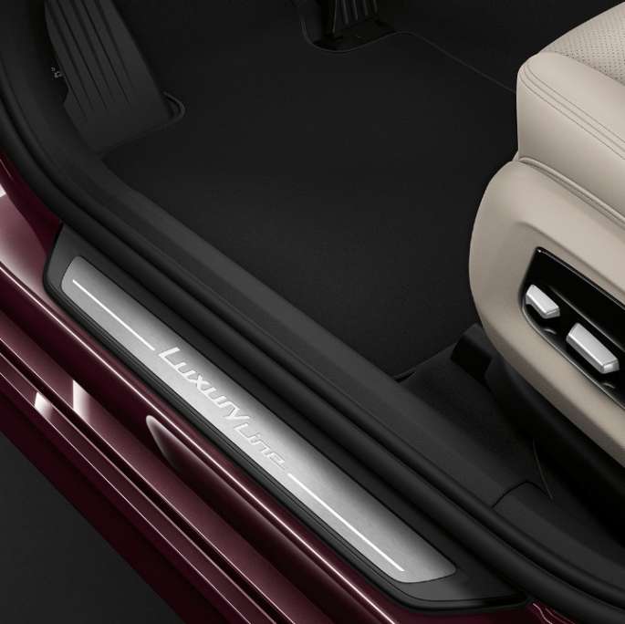 BMW Série 6 Gran Turismo G32 2017 Luxury Line Royal Burgundy Red seuils de porte