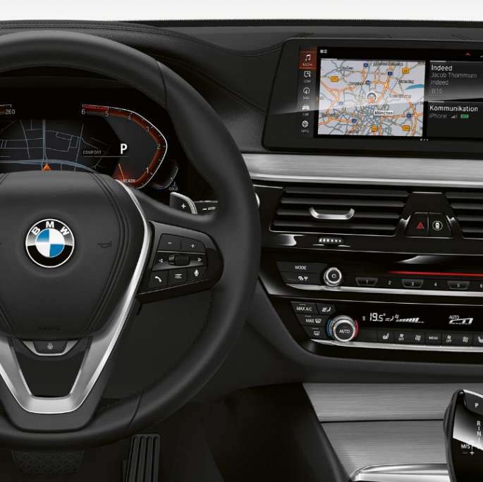 Inserts de décoration en Schwarz hochglänzend BMW Série 6 Gran Turismo G32 2017 Sport Line poste de conduite