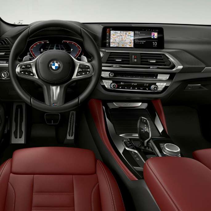 Poste de conduite xDrive30i de la BMW X4 Modèle M Sport X G02 2018 habitacle